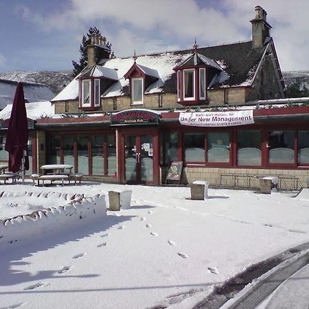 Mackenzies Highland Inn Aviemore Buitenkant foto