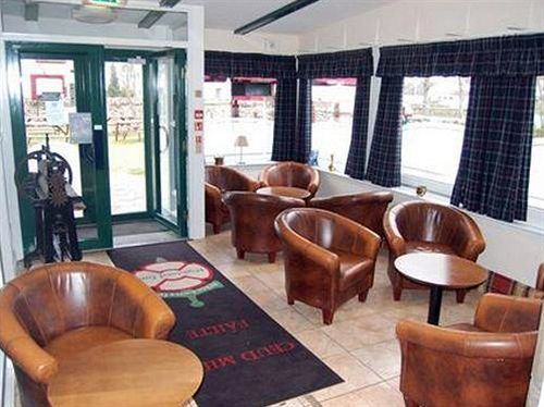 Mackenzies Highland Inn Aviemore Buitenkant foto