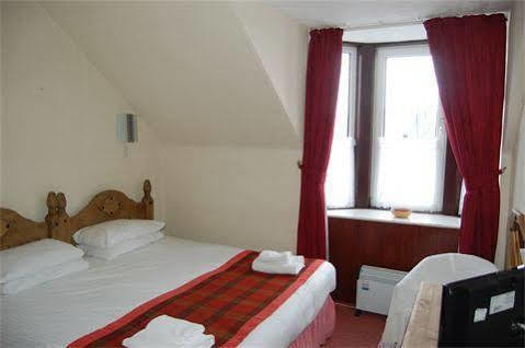 Mackenzies Highland Inn Aviemore Buitenkant foto
